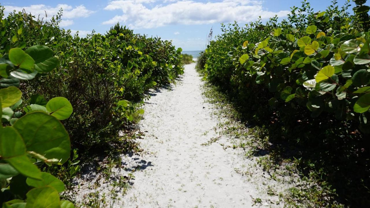 Gulf Breeze Cottages Sanibel Exteriör bild