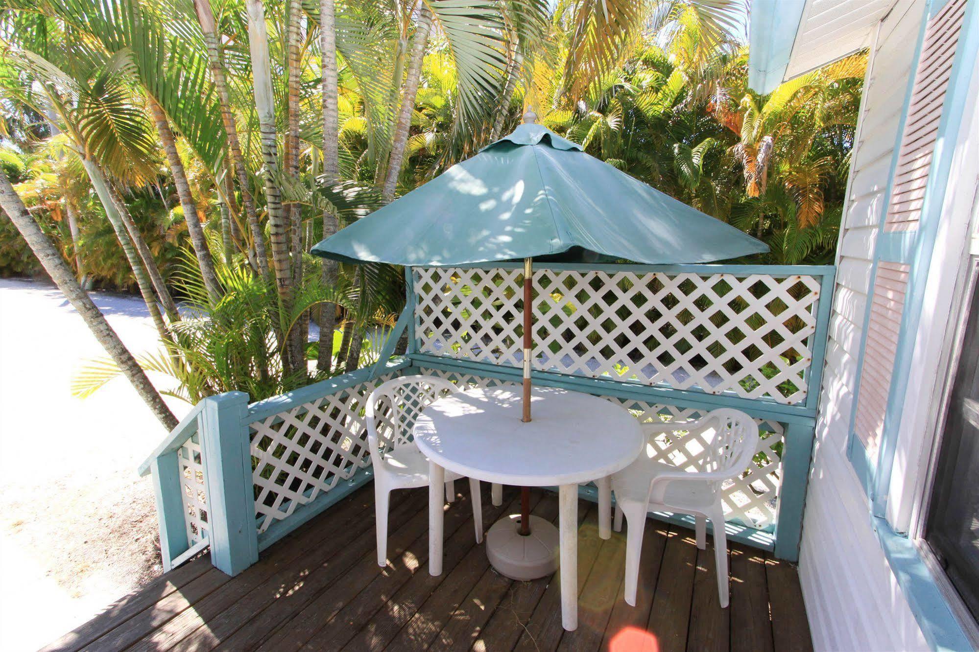 Gulf Breeze Cottages Sanibel Exteriör bild